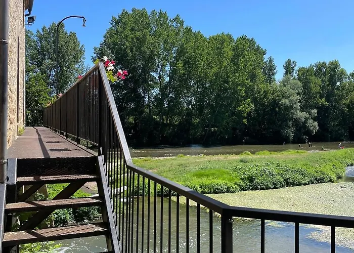 Nature Escape Charming Riverside House * Varen