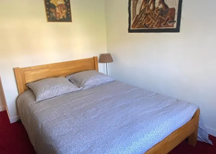 Nature Escape Charming Riverside House Σπίτι διακοπών Varen